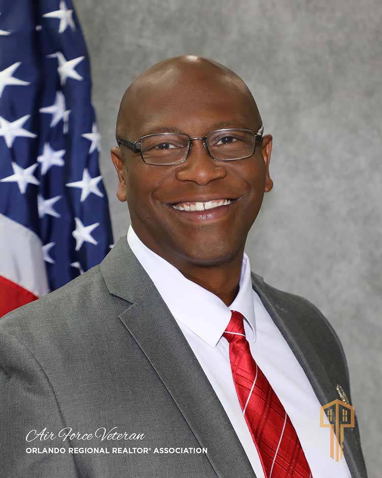 Christopher Baker headshot