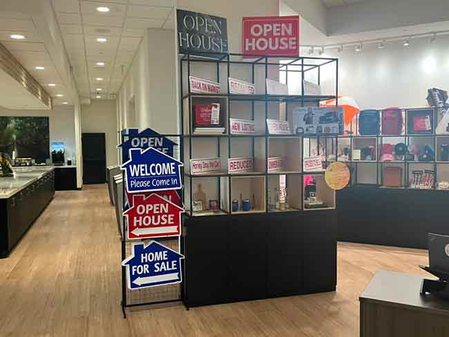 Multiple Real Estate Signs